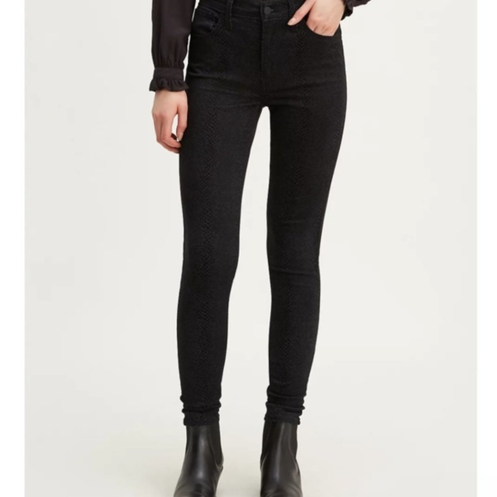 NWT Levi's 720 super Skinny High Rise jeans black Snake Sz 4 27 x 30 ankle